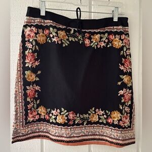 Black Floral Shirt Skirt Large Best fit see measurements